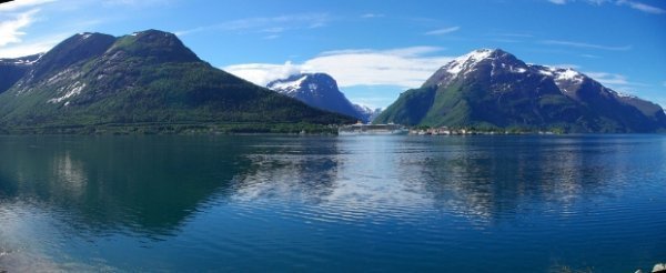 Фотовиставка Олександра Оришка 